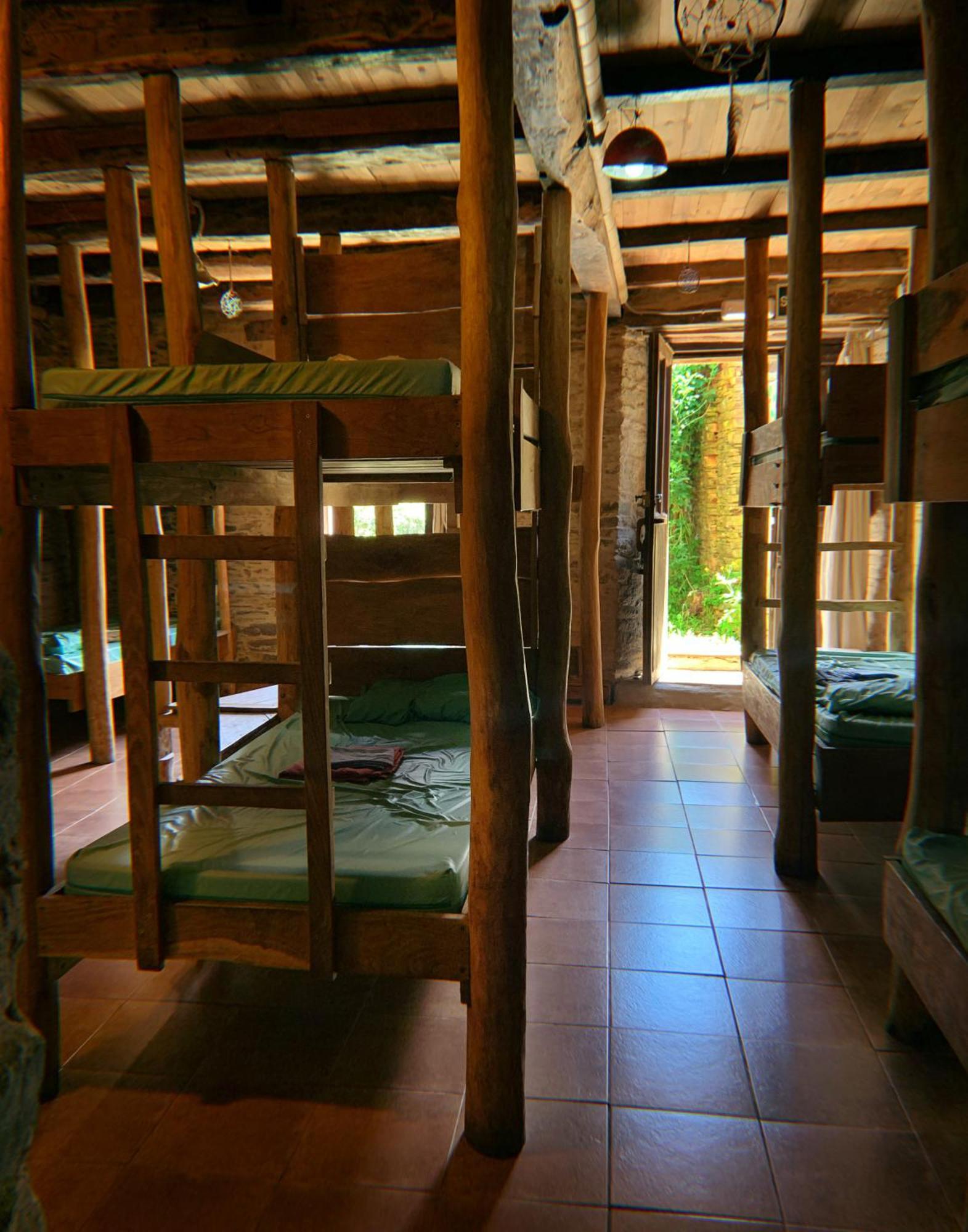 Albergue Eco El Beso - Vegano Тріакастела Екстер'єр фото